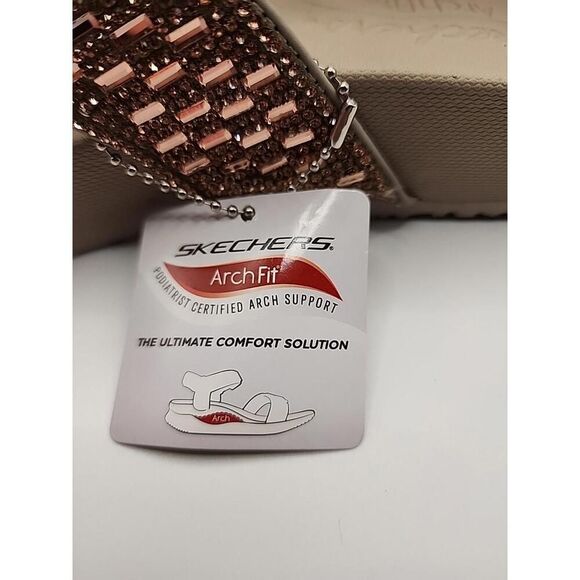 Skechers Arch Fit Vinyasa Thong Sandals Women's 8M Beige Taupe Rhinestones C936 - Picture 1 of 9
